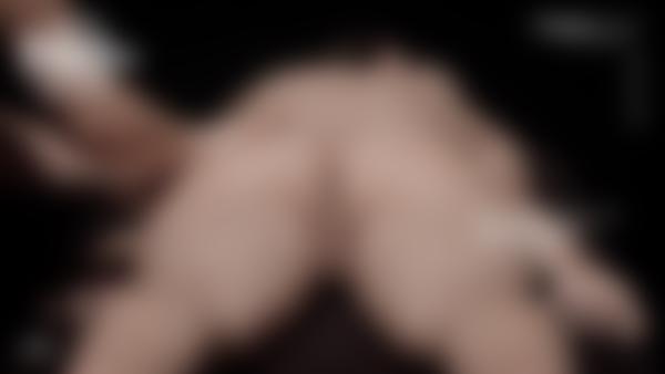 Screenshot #9 aus dem Film Ariels Erotische Schlammmassage